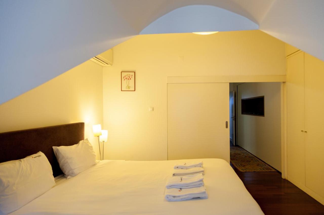 Flh Chiado Artsy Duplex Apartment Lisbon Exterior photo